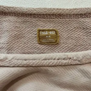 Free Est Free People Pink Raw Hem Cropped Sweatshirt Pullover Medium thumbnail 5
