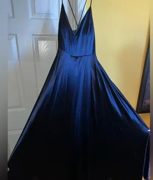 Elegant Navy Blue Evening Dress thumbnail 1