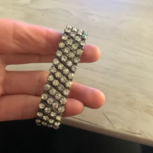Vintage 4 Row Rhinestone Stretchy Bracelet thumbnail 2