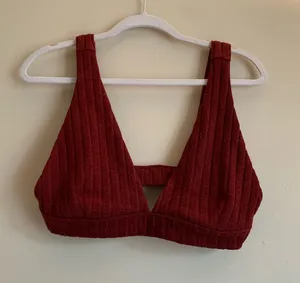 ALO Yoga Ribbed Bralette Deep Burgundy Women Intimate Size Large Lounge thumbnail 1