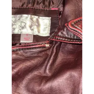 Xhilaration Womens Burgundy Faux Leather Moto Biker Jacket Quilted Size S thumbnail 5