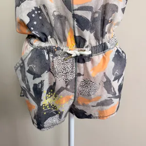Lululemon Hotty Hot‎ Romper Abstract Orange Grey Print Adjustable Straps Size 4 thumbnail 6