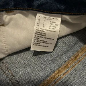 American Eagle Outfitters Women's Dark Blue Distressed Jeans thumbnail 9