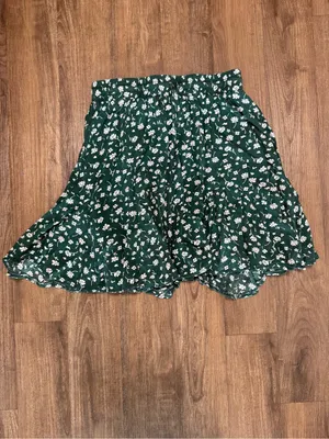 Princess Polly Dark Green Floral Ruffle Mini Skirt thumbnail 2