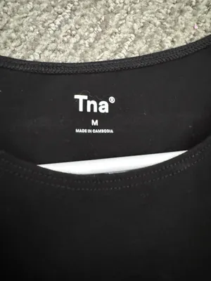 Aritzia Tna tank top thumbnail 2