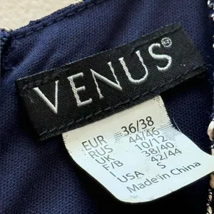 Venus Navy Lace Cocktail Dress with Front Slit Size Small thumbnail 7