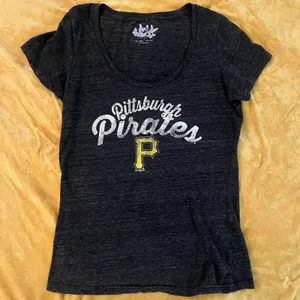 Touch by Alyssa Milano - Dark Grey Size Large - Pittsburgh Pirates Shirt thumbnail 1