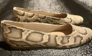 Womens sz9.5 NWOT Dr. Scholl's Wexley Slip On Flats-Taupe/Snake Print. thumbnail 1