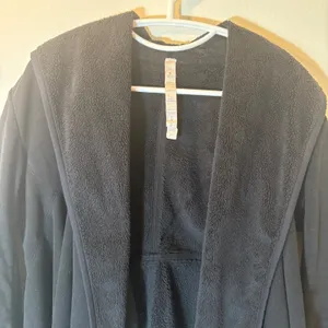 Lululemon Presence of‎ Mind Jacket Size 10 thumbnail 4