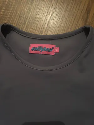 Edikted Top thumbnail 2