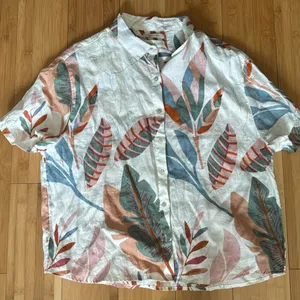 Cynthia Rowley linen tropical print button down thumbnail 1