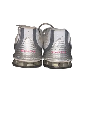Nike Reax Women’s Run 5 Size 8 Sneakers thumbnail 5