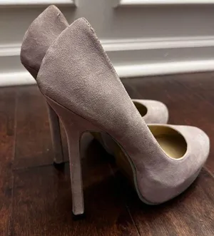 Yves Saint Laurent Platform Pump Grey Suede thumbnail 3