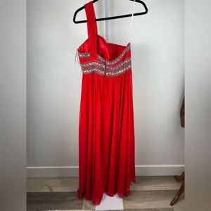 FabuLuxe Couture Red One-Shoulder Beaded Evening Gown Size Large Hand Beaded thumbnail 14