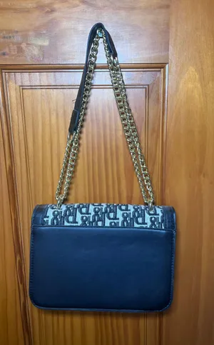 Black And Gold Chain Purse thumbnail 2