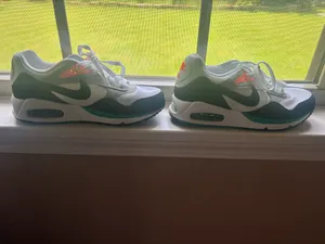 Nike Air Shoes thumbnail 3