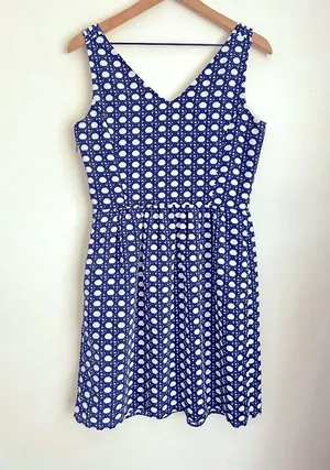 Vineyard Vines women sleeveless geometric print dress V neck 6 thumbnail 2
