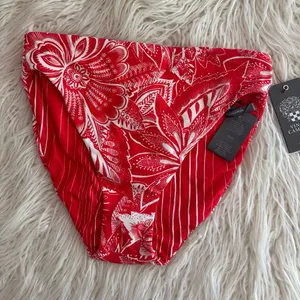 Vince Camuto Poppy Reversible Bikini Bottoms Size Small thumbnail 3