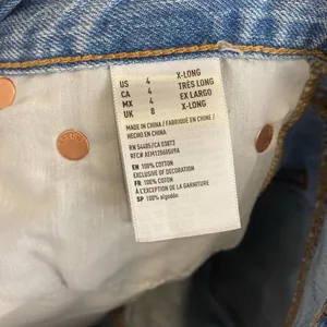 American Eagle Distressed Vintage Hi-Rise Skinny Jeans Size 4 X-Long thumbnail 6