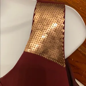 LOFT Blouse Women Burgundy Sequin Shoulder Bubble‎ Hem Medium thumbnail 3