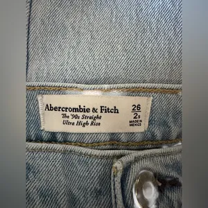 Abercrombie 90s Straight Ultra High Rise Distressed Jeans 26 short 2S Light Wash thumbnail 10