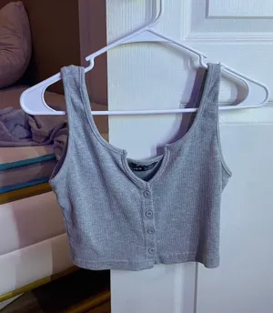 Grey Cropped Tank Top thumbnail 1