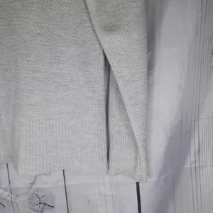 American Eagle Light Gray Cozy Minimalist Pullover Sweater thumbnail 3