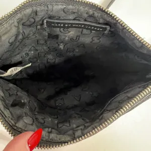 Marc By Marc Jacobs Black Pebbled Leather Adjustable Crossbody Messenger Bag thumbnail 8