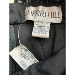 Sherri Hill Black Lace Plunging V-Neck Beaded Waist Formal Gown Dress Size 4 thumbnail 7