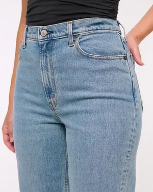 Abercrombie & Fitch Curve Love Ultra High Rise 90s Straight Jean thumbnail 4