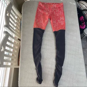 Alo Goddess Leggings thumbnail 4