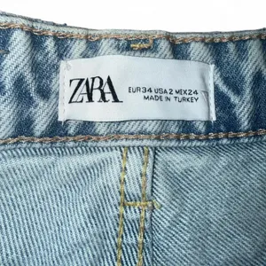 Zara straight leg jeans thumbnail 3