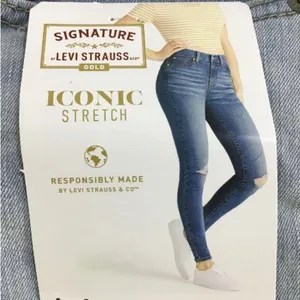 Signature Levi High Rise Jeggings 7 28W Light Wash thumbnail 5