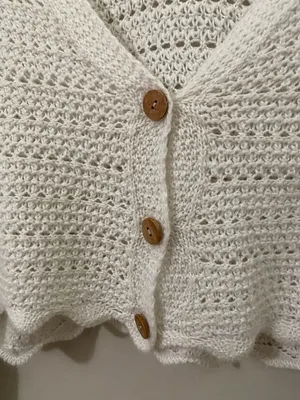 Pink Rose Cream Cropped Crochet Cardigan with Wooden Buttons thumbnail 3