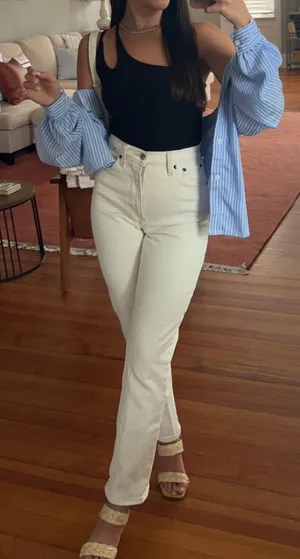 Abercrombie White Ultra High Rise Jeans thumbnail 1