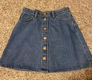 ❤️ Monki button fly denim jean skirt 💚 thumbnail 1
