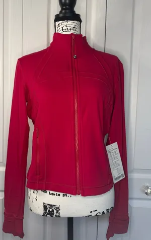 lululemon athletica Women's Define Cropped Jacket *Nulu in Mulberry Spark thumbnail 1