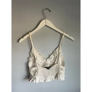 Zara Boho Festival Bralette Crop Top Lingerie XS Beige Cream Ruffle Dainty thumbnail 2