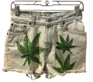Vintage 2002 Levi's 517 Custom Hemp Leaf Blue Denim Shorts Size 16 Y2K Festival thumbnail 1