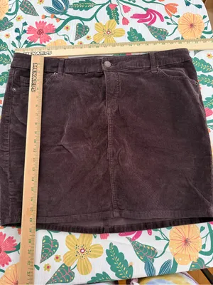 Torrid Womens Brown Corduroy fall Mini Skirt size 18 thumbnail 7