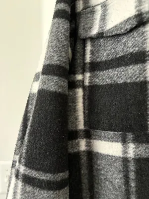 H&M Black and white coat thumbnail 2