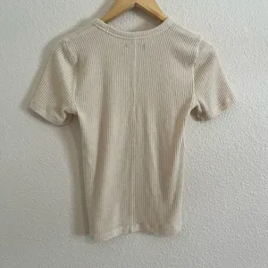Abercrombie and Fitch Cream Tan Slim Fit Ribbed Short Sleeve Tee Shirt Top thumbnail 4
