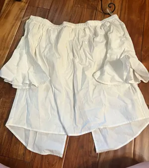 Charlotte Russe Women’s White Off The Shoulder Blouse. Size Medium thumbnail 1