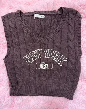Aeropostale Brown Cable Knit Sweater Vest thumbnail 1
