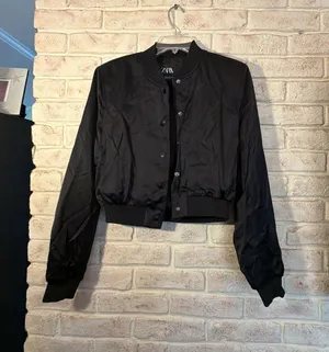 Zara Black Crop Bomber Jacket Size XS thumbnail 1