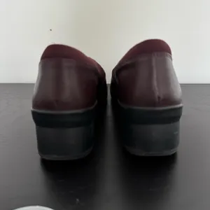 Clarks Women's Suttyn Walk‎ Leather Cushioned Wedge Heel Pumps Wine Size 12 M thumbnail 7