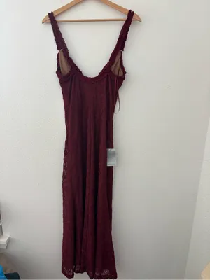 Bardot Alegra Stretch Lace Midi Dress in Burgundy nwt thumbnail 3