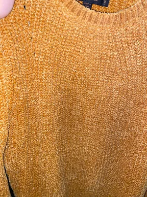 Sweater Yellow Size L thumbnail 2