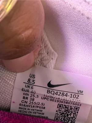 Nike Women’s Air Max White Blue Pink Sneakers thumbnail 12