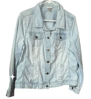 Christopher & banks size XL embroidered light wash denim jacket. thumbnail 1